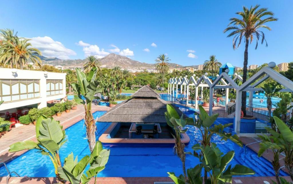 Appartment Totally Upgraded At Benal Beach Benalmadena Exterior photo